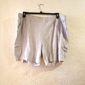 Grey Jersey knit cargo short with 4 pockets